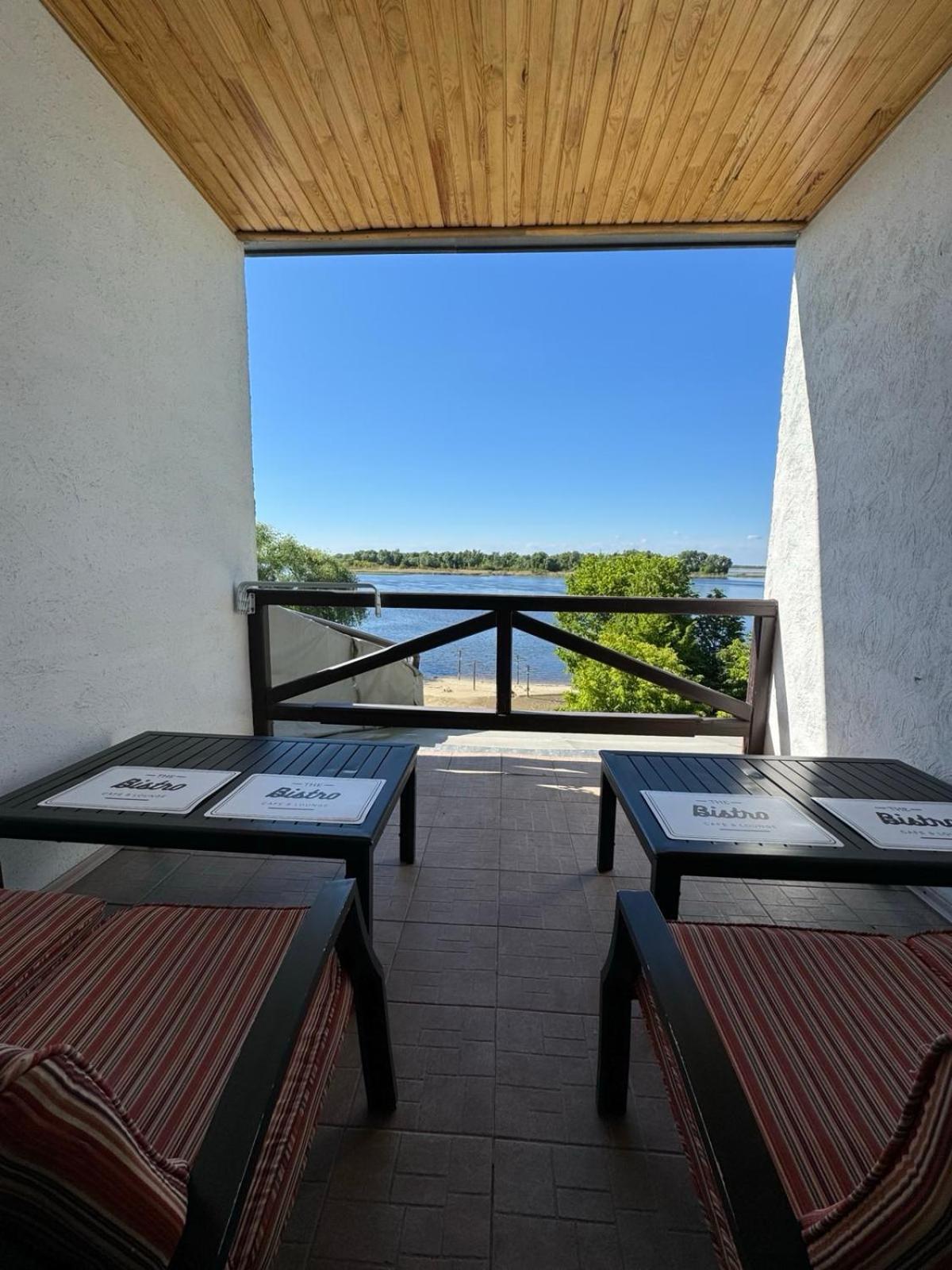 Mayak Resort Kam'yani Potoky Rum bild