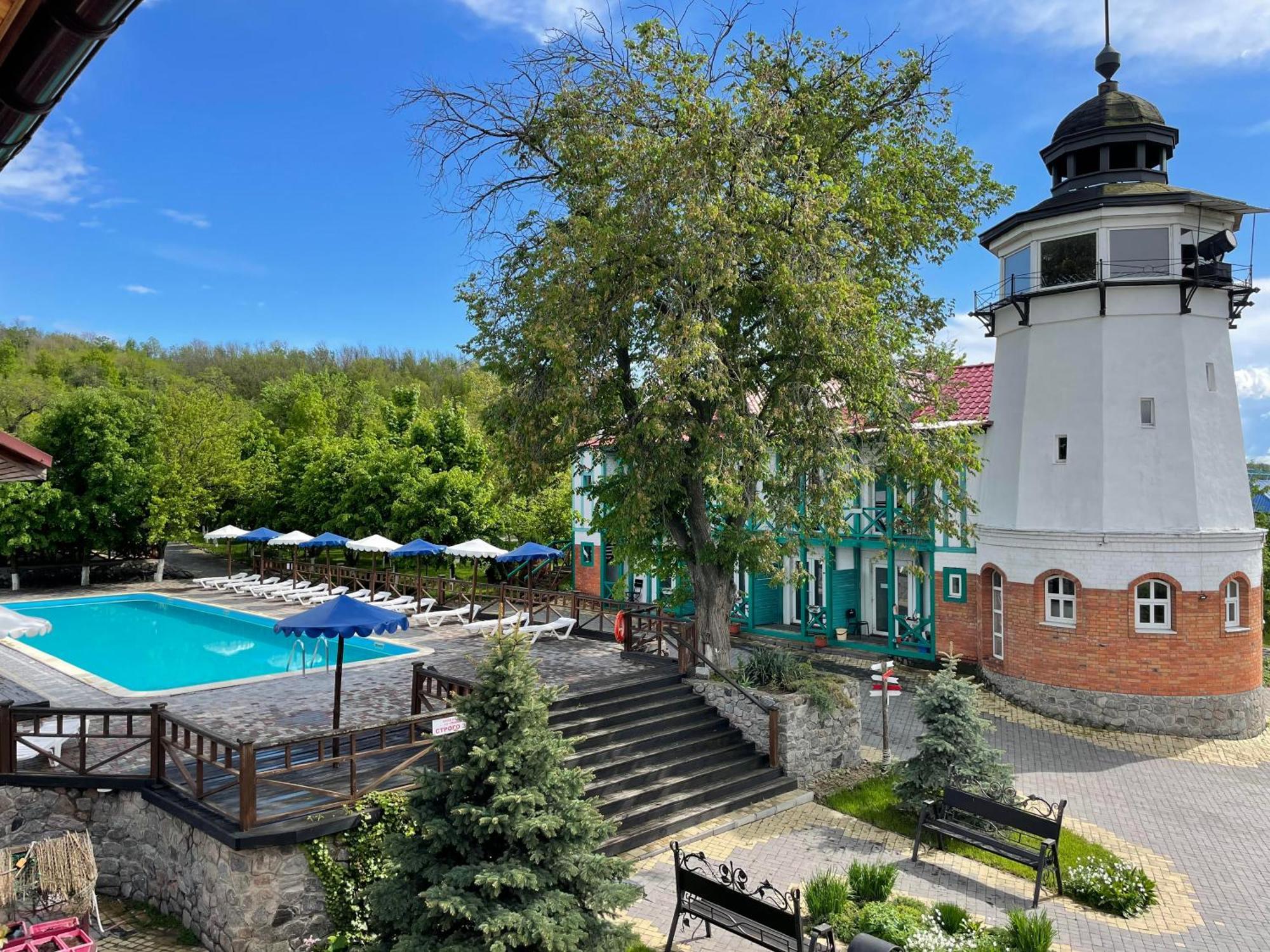 Mayak Resort Kam'yani Potoky Exteriör bild