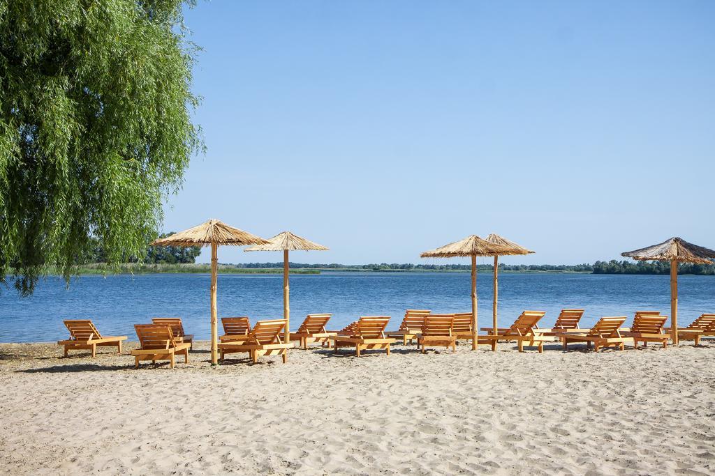 Mayak Resort Kam'yani Potoky Exteriör bild
